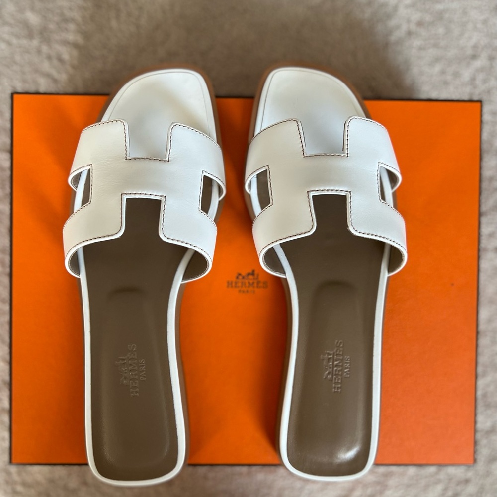Hermes Oran Sandals (EU 38)